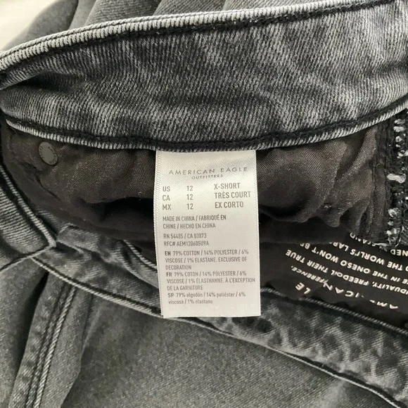 AE STRETCH HIGH RISE MOM JEAN - Picture 5 of 6